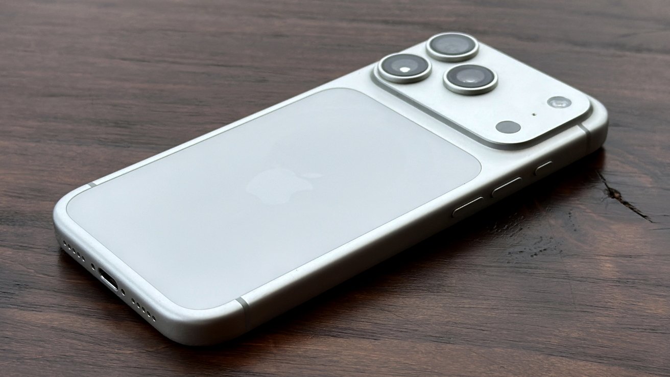 iPhone 15 Pro 256GB — Natural Titanium listing photo
