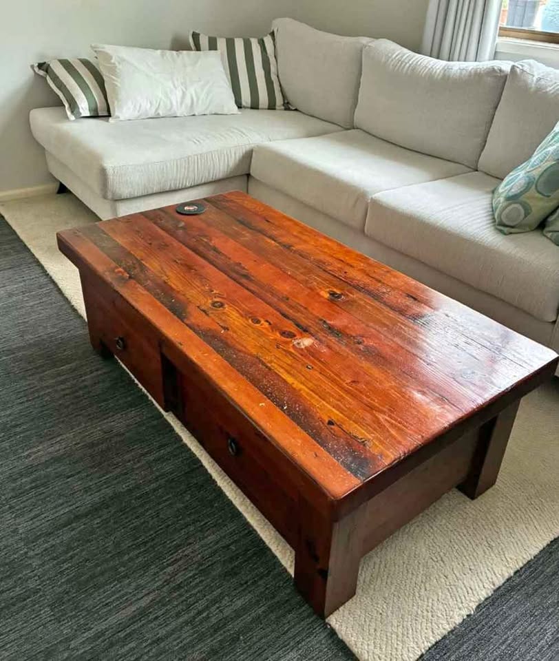 Sample wooden coffee table listing with numbered markers on the top, drawer front, and leg